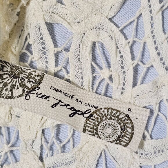 Free People Boho Ivory Battenberg Lace Convertible Halter Top Women Size XS/S - Picture 5 of 13